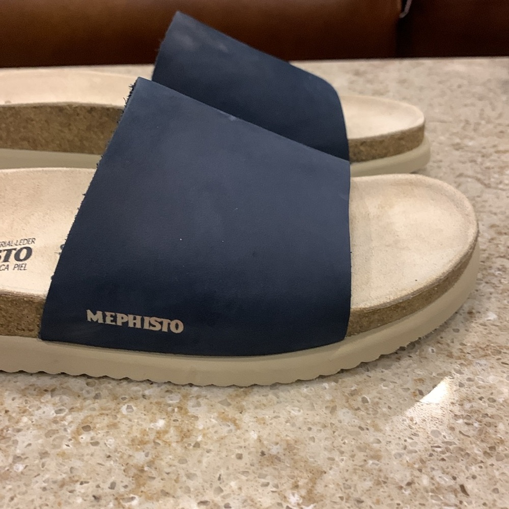NWOT Mephisto Hanik in Navy Size 10 (40) - Picture 3 of 7